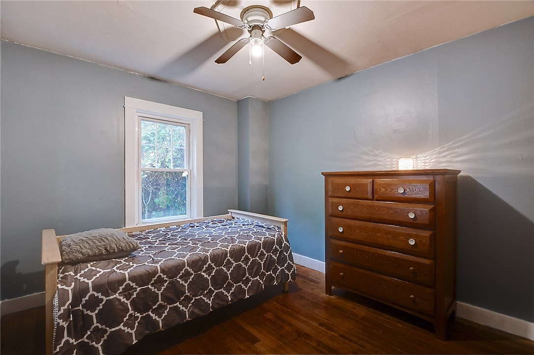 107 Post Road Westerly, RI 02891 - Photo 9 of 39