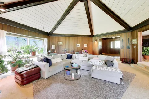 $1,799,000 | 27125 North Williams Park Road, Wauconda, IL 60084