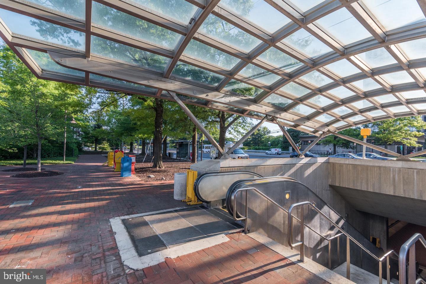 11800 Old Georgetown Road, Unit 1527 North Bethesda, MD 20852 - Photo 33 of 33