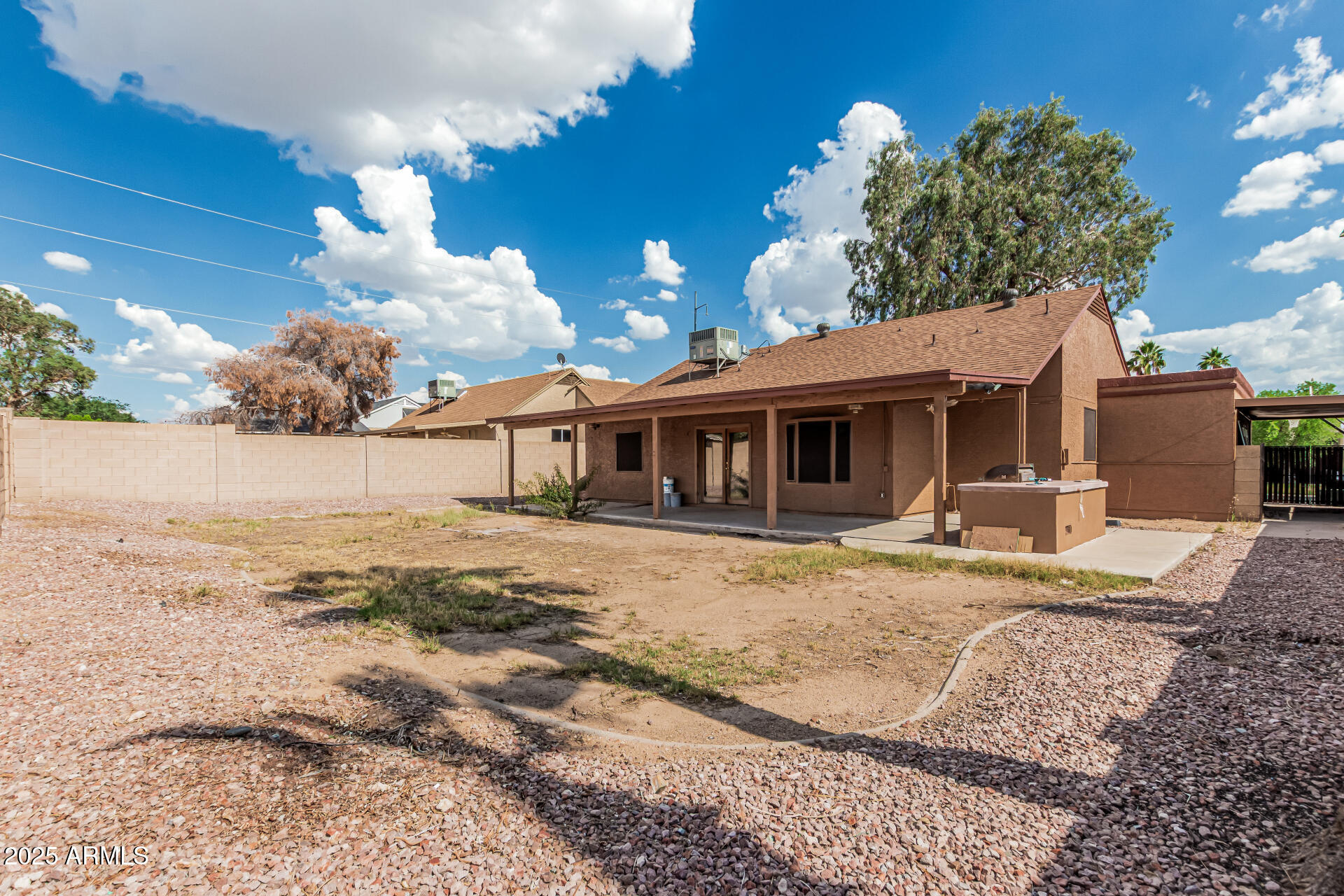1110 East Utopia Road Phoenix, AZ 85024 - Photo 12 of 34 31 Utopia