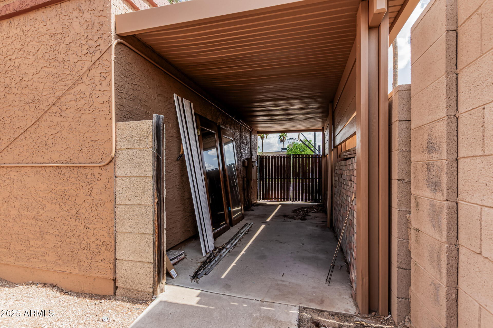 1110 East Utopia Road Phoenix, AZ 85024 - Photo 14 of 34 33 Utopia