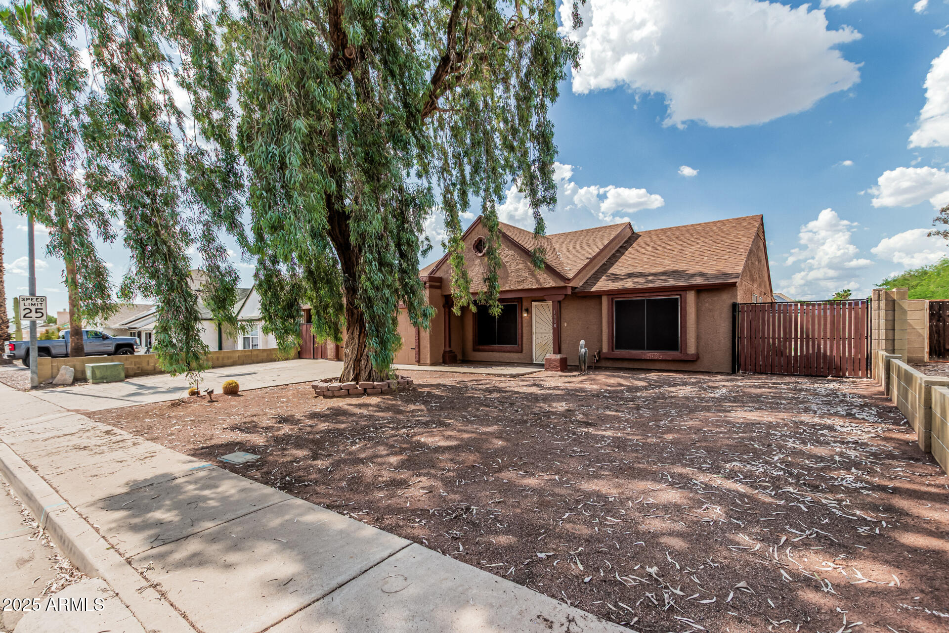 1110 East Utopia Road Phoenix, AZ 85024 - Photo 19 of 34 05 Utopia