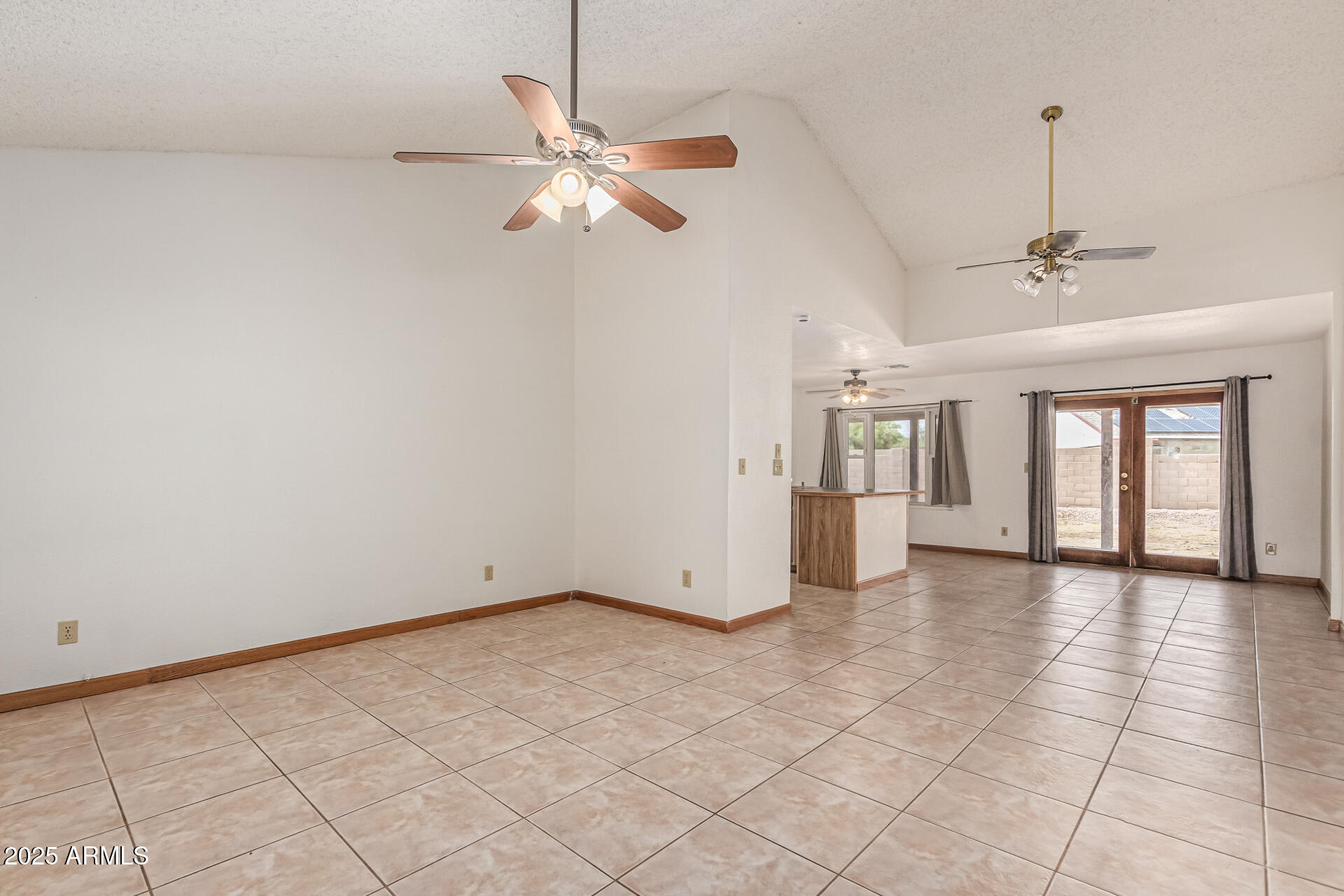 1110 East Utopia Road Phoenix, AZ 85024 - Photo 24 of 34 10 Utopia