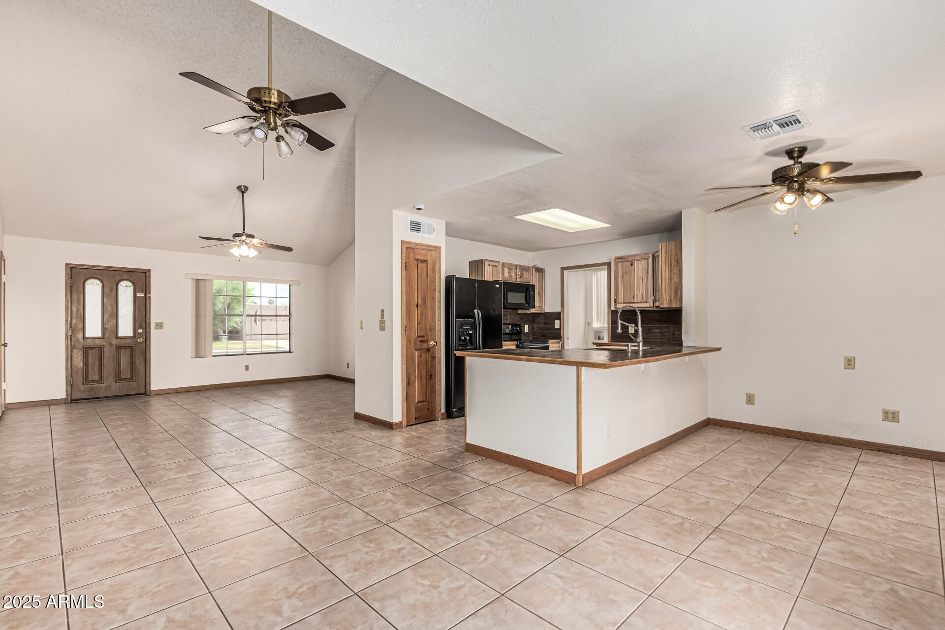 1110 East Utopia Road Phoenix, AZ 85024 - Photo 27 of 34 13 Utopia