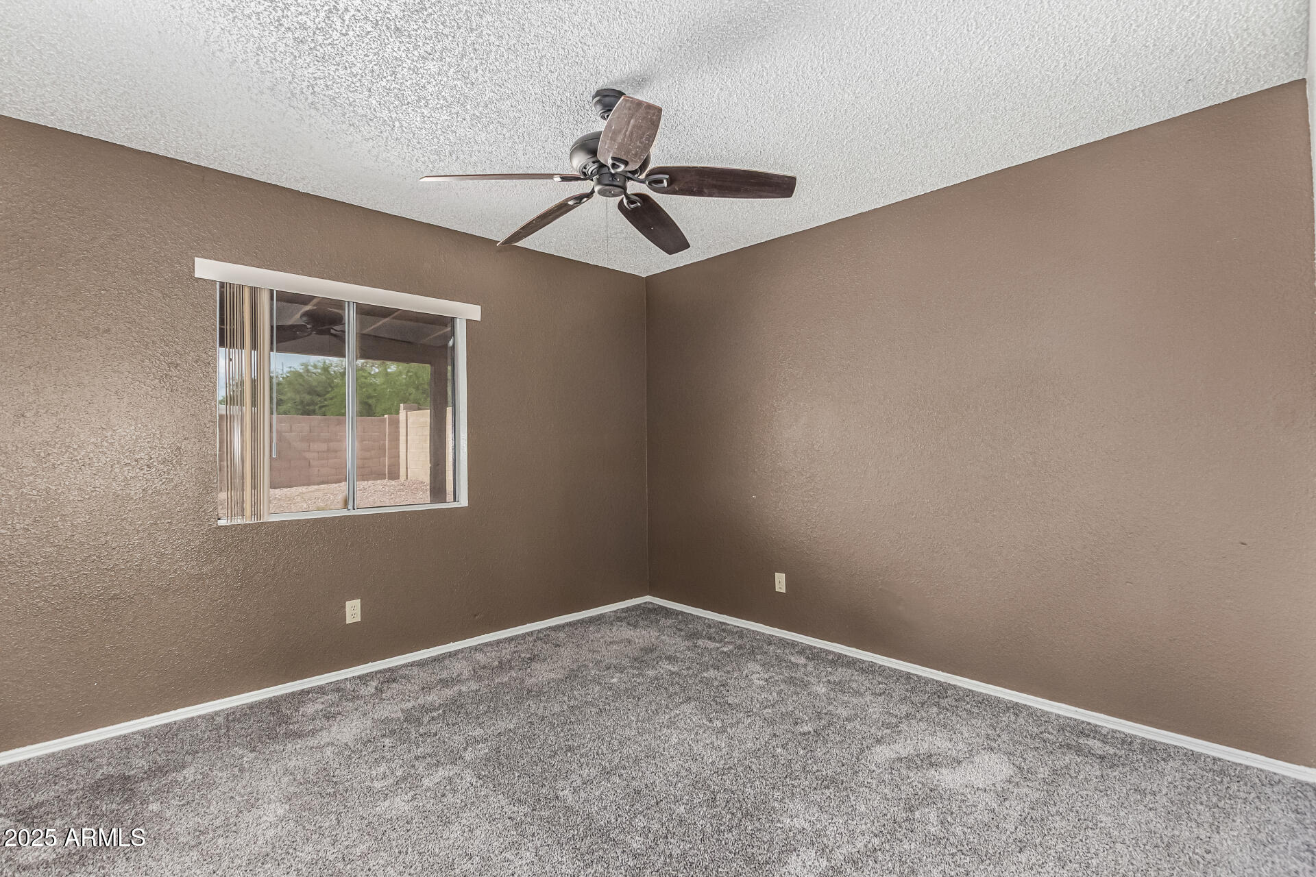 1110 East Utopia Road Phoenix, AZ 85024 - Photo 34 of 34 20 Utopia