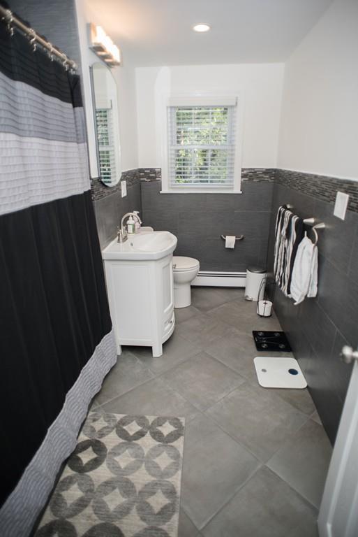 53 Crest Road Framingham, MA 01702 - Photo 11 of 41 Gallery Image 11