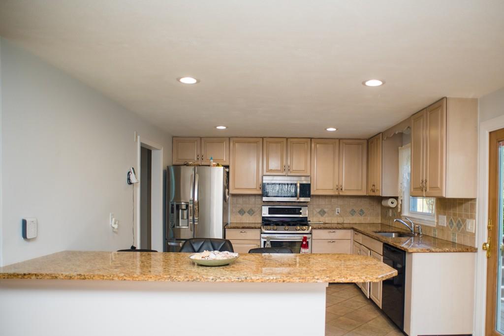 53 Crest Road Framingham, MA 01702 - Photo 20 of 41 Gallery Image 20