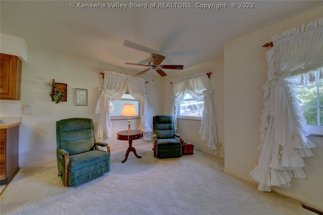 4156 Lower Falls Road St. Albans, WV 25177 - Photo 5 of 28 Gallery Image 5