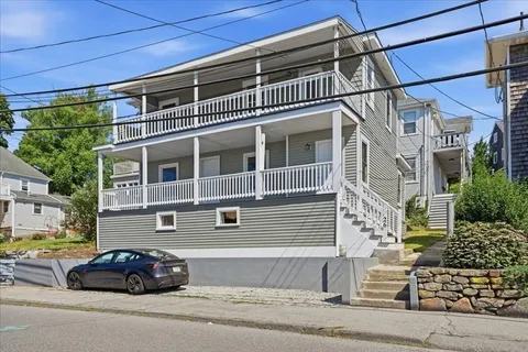 $499,000 | 26 Bay Street, Unit 1, Hull, MA 02045