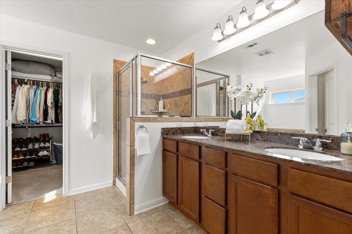 561 Stone View Trail Austin, TX 78737 - Photo 24 of 38