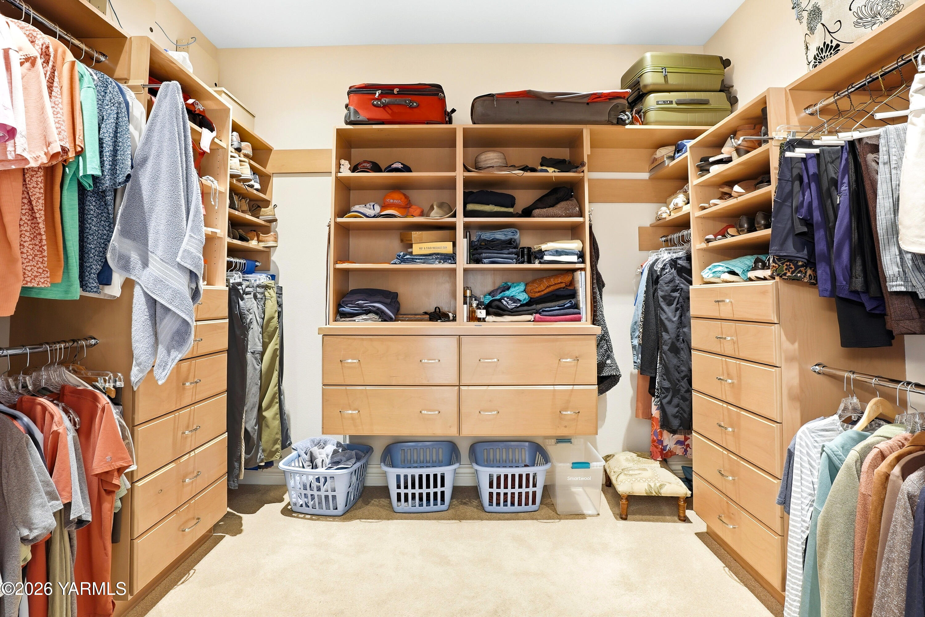 660 Noble Hill Road Yakima, WA 98908 - Photo 27 of 63 a view of walk in closet with clothes and shoes