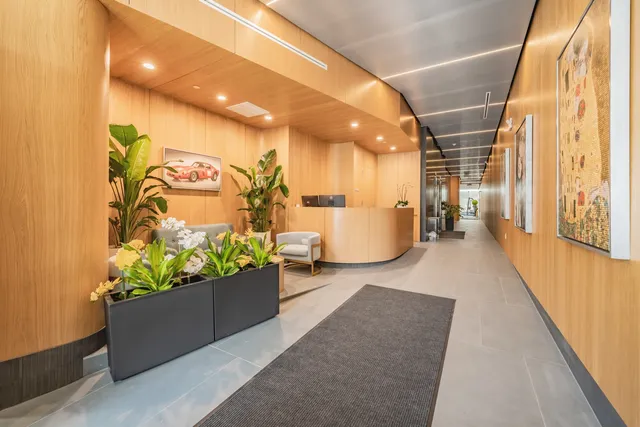 $698,000 | 30-05 Vernon Boulevard, Unit 7E | Astoria