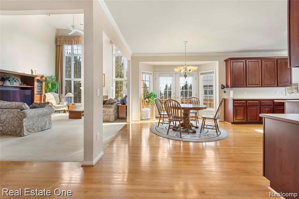2049 Mapleridge Road Rochester Hills, MI 48309 - Photo 12 of 38