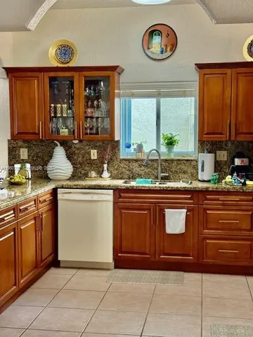 $699,000 | 15957 Southwest 54th Terrace, Miami, FL 33185