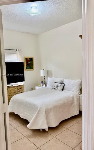 15957 Southwest 54th Terrace Miami, FL 33185 - Photo 8 of 15