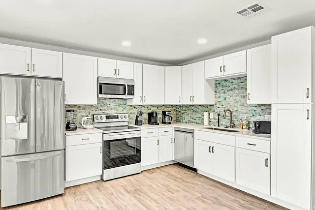 $4,500 | Undisclosed Address, Palm Beach Gardens, FL 33418