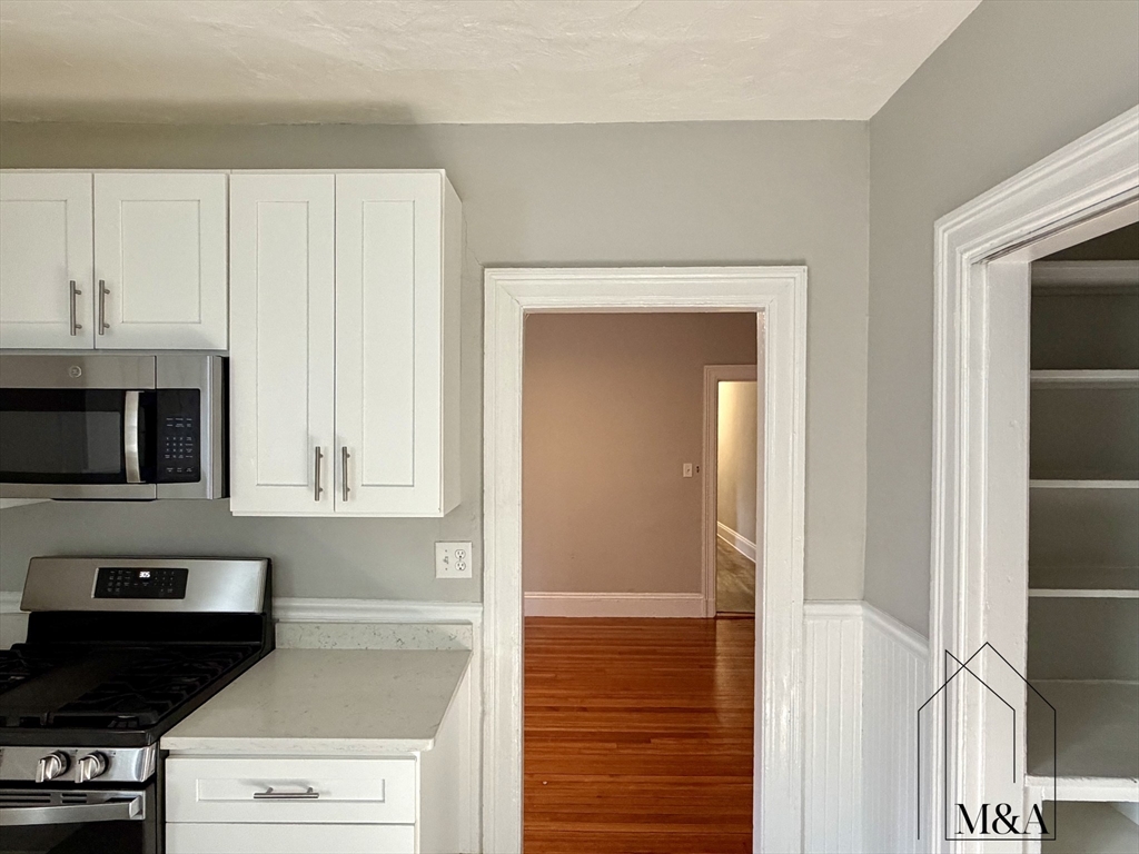 116 Winthrop Road, Unit 2 Brookline, MA 02445 - Photo 1 of 14