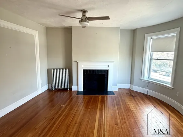 $3,995 | 116 Winthrop Road, Unit 2, Brookline, MA 02445