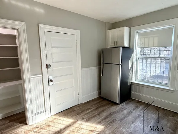 $3,995 | 116 Winthrop Road, Unit 2, Brookline, MA 02445