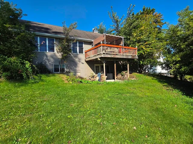 $387,900 | 617 Lake Street, Cascade, WI 53011