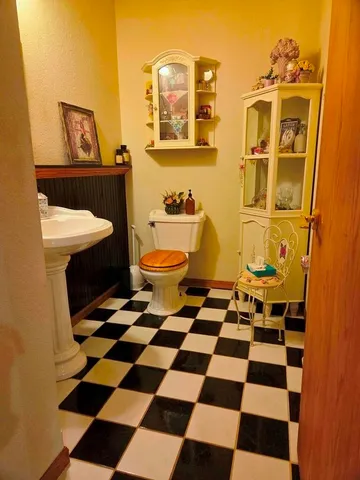 $387,900 | 617 Lake Street, Cascade, WI 53011