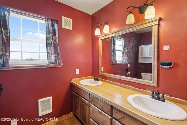 $400,000 | 25 Neosha Trail, Pinedale, WY 82941