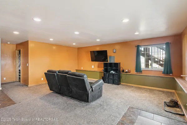 $400,000 | 25 Neosha Trail, Pinedale, WY 82941