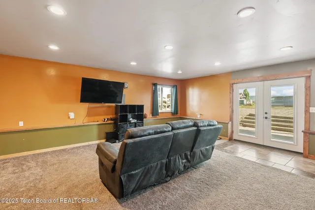 $400,000 | 25 Neosha Trail, Pinedale, WY 82941