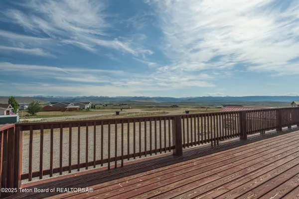 $400,000 | 25 Neosha Trail, Pinedale, WY 82941