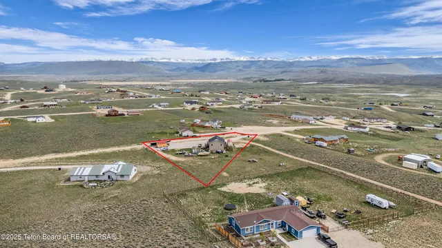 $400,000 | 25 Neosha Trail, Pinedale, WY 82941
