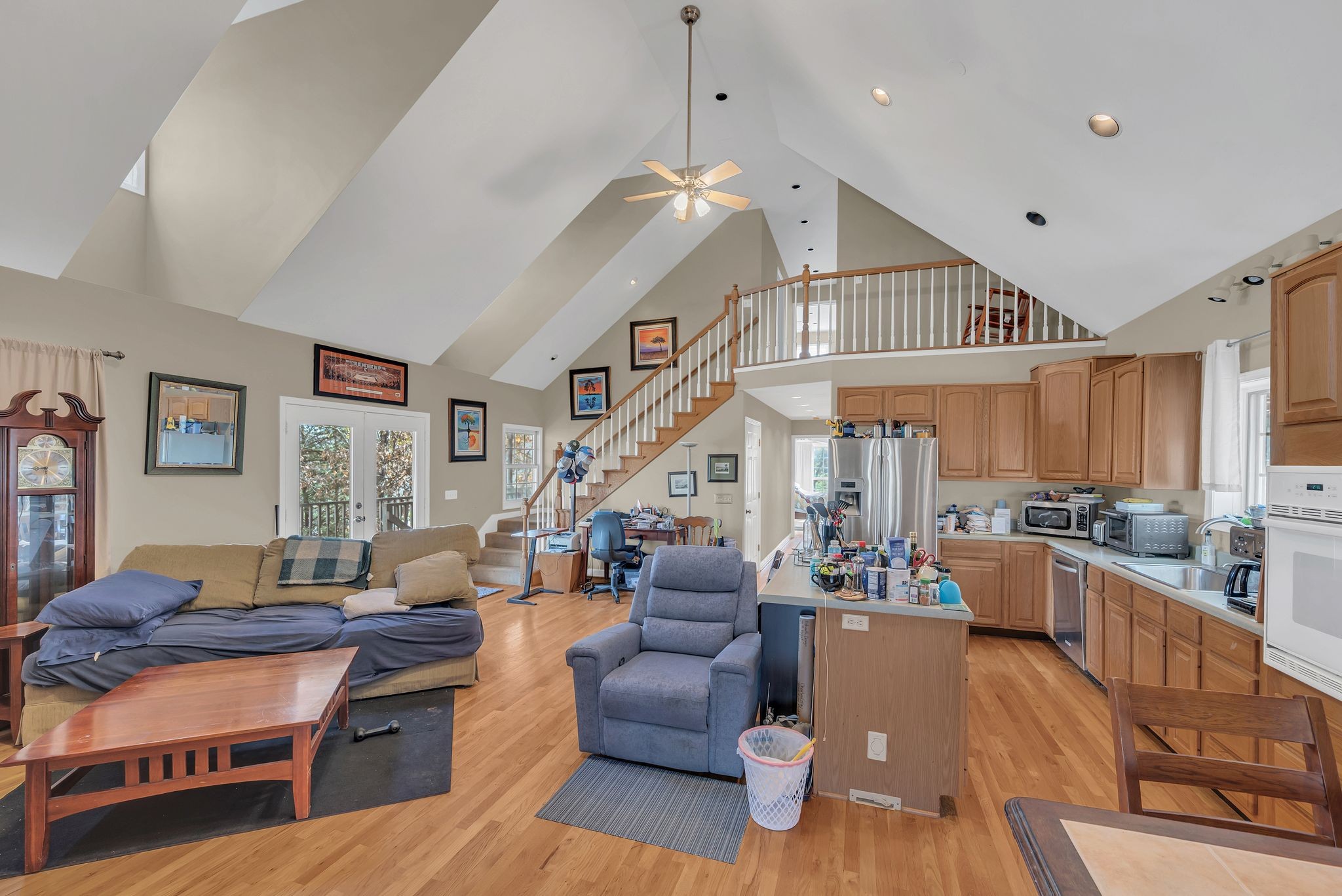 8242 River Rd Pike Nashville, TN 37209 - Photo 12 of 35 a living room with furniture and a large window
