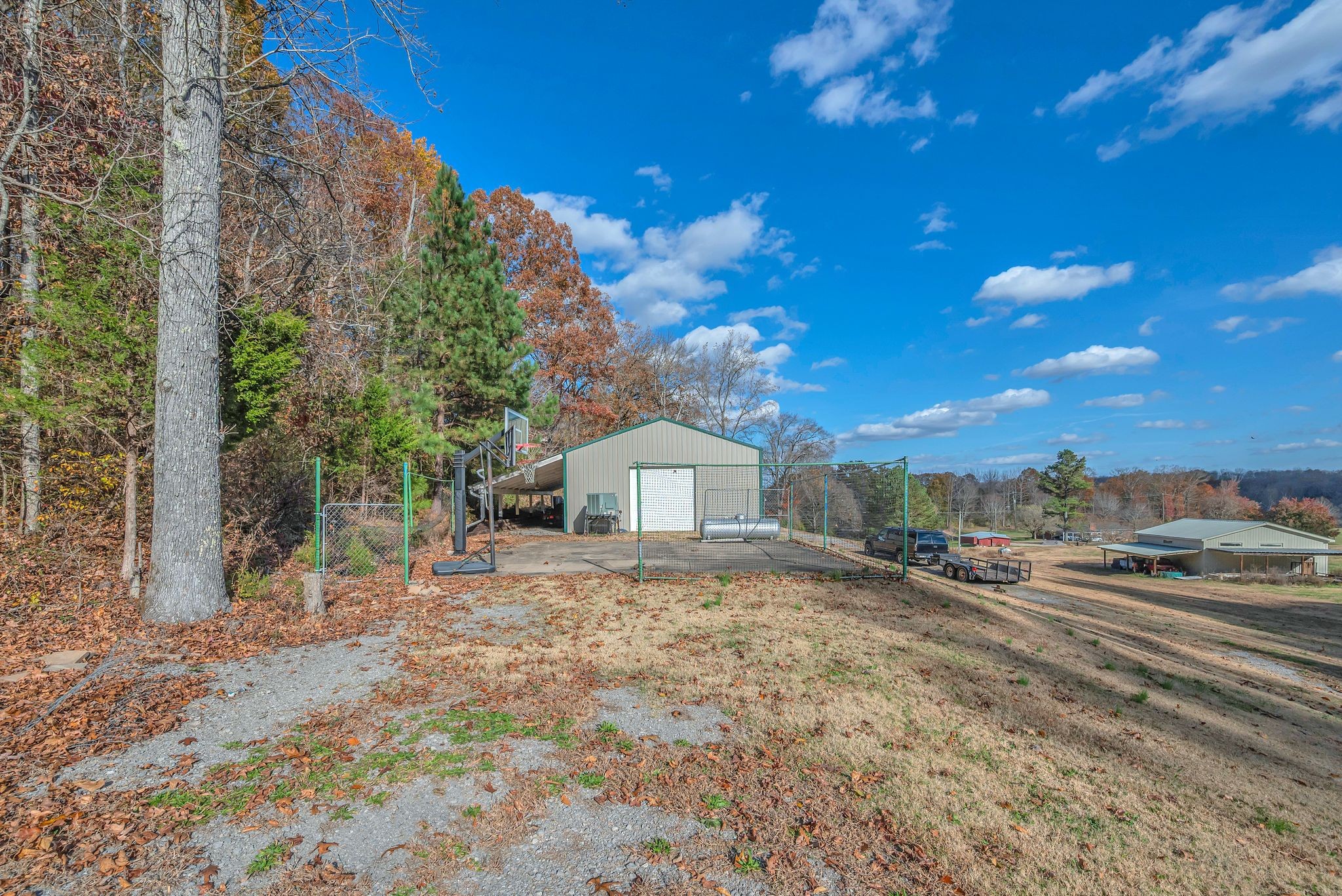 8242 River Rd Pike Nashville, TN 37209 - Photo 33 of 35 a view of a house with a yard