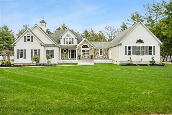 $1,495,000 | 35 Nestlenook Drive, Middleboro, MA 02346