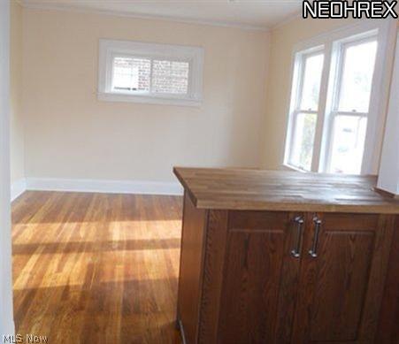 3642 Bainbridge Road Cleveland Heights, OH 44118 - Photo 9 of 25 Open dining room with great light and breakfast bar!