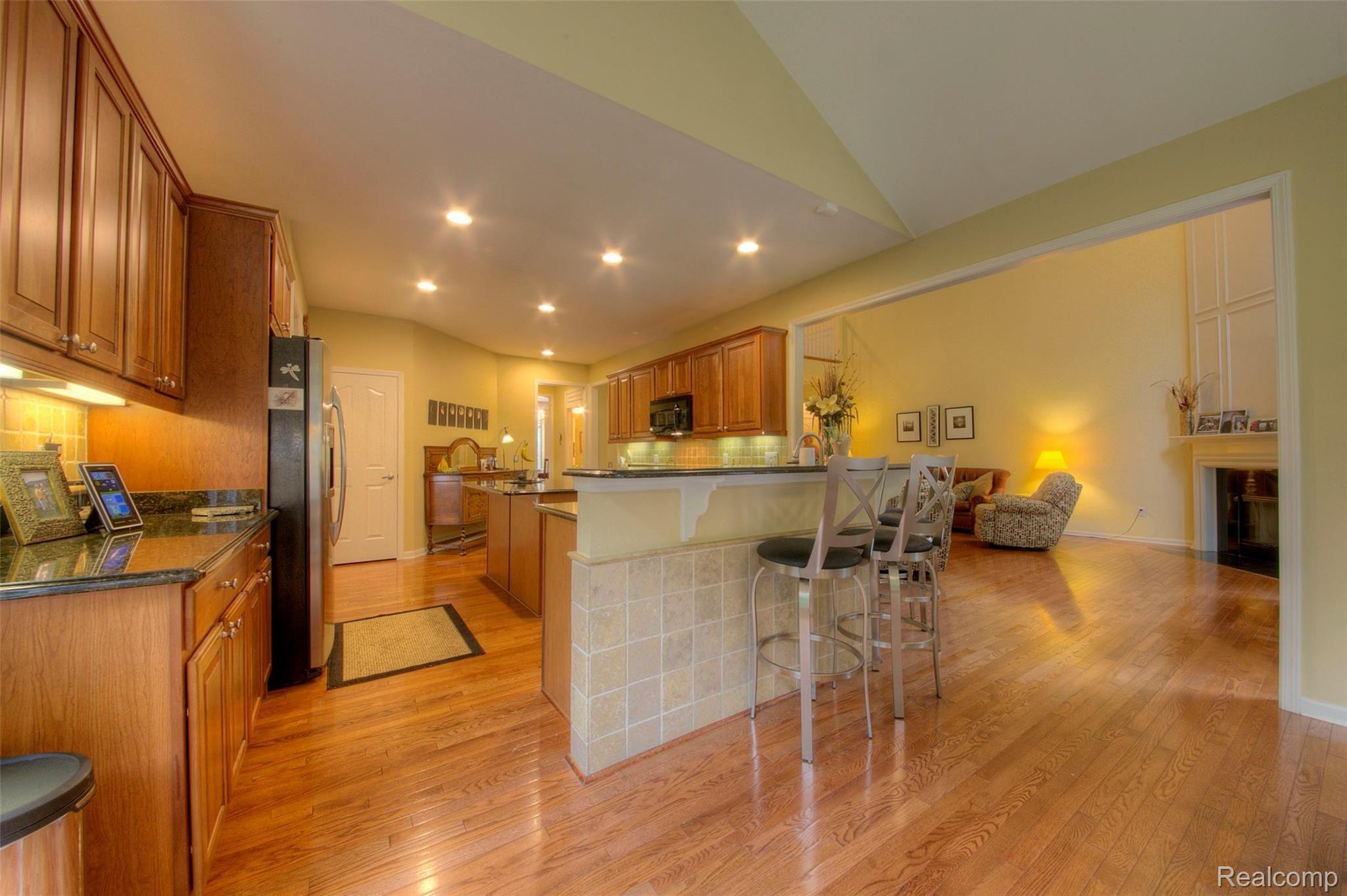 1652 Trinity Road Canton, MI 48187 - Photo 12 of 53 929A9763_4_5.jpg