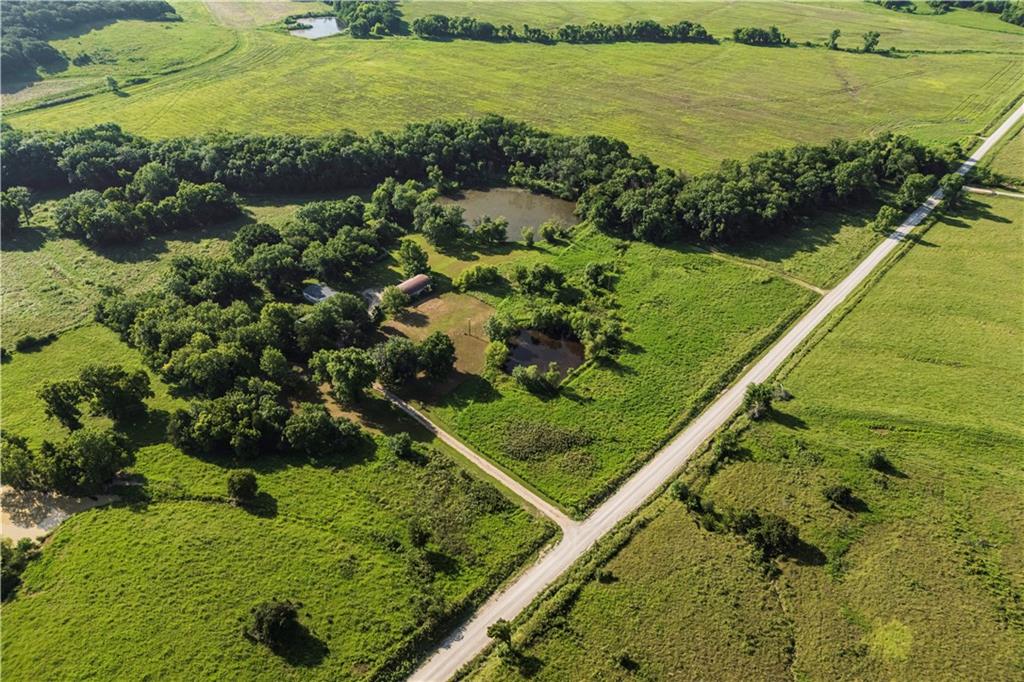 599 Kanza Road Yates Center, KS 66783 - Photo 5 of 61