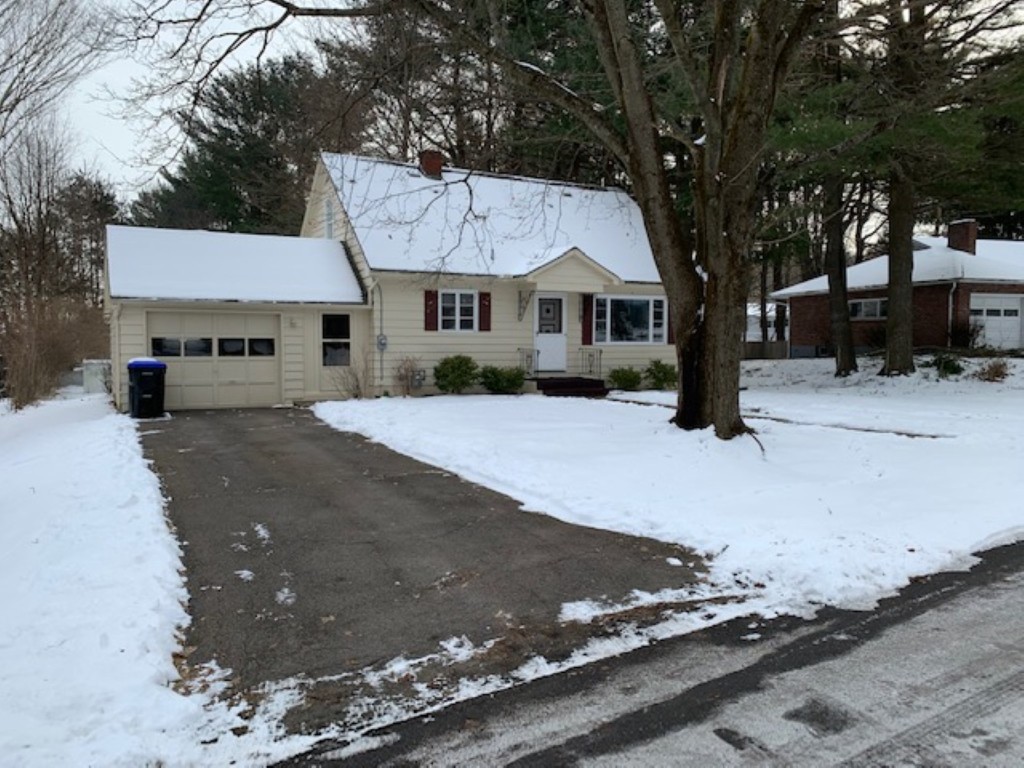 117 Martha Road Vestal, NY 13850 - Photo 1 of 2 Gallery Image 1