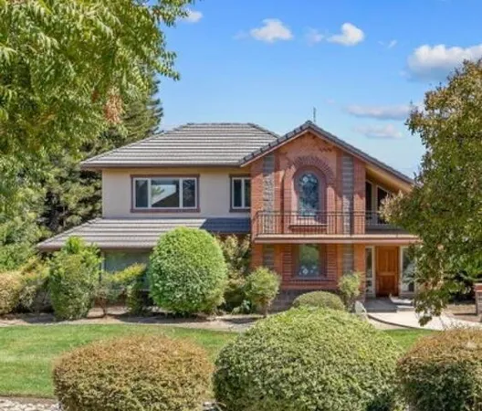 $765,000 | 315 Valley View Drive, Exeter, CA 93221
