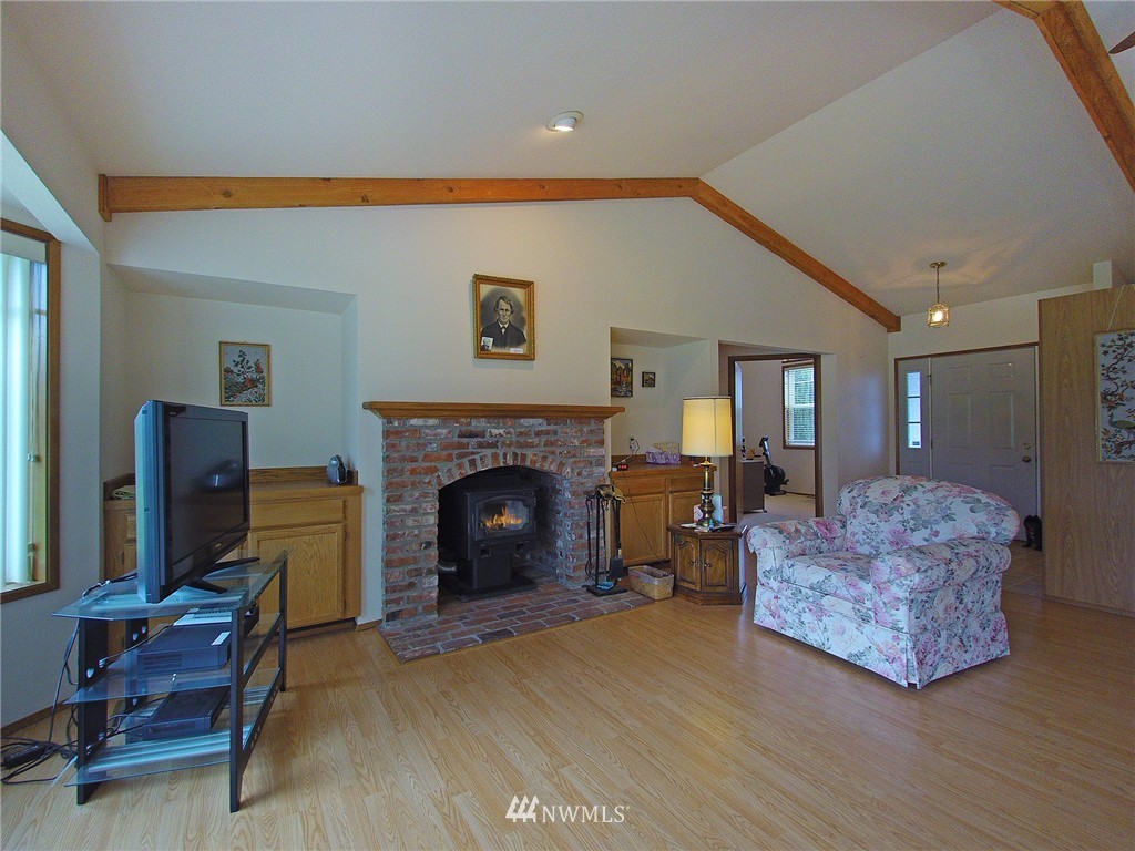 568 East Runnion Road Sequim, WA 98382 - Photo 2 of 25