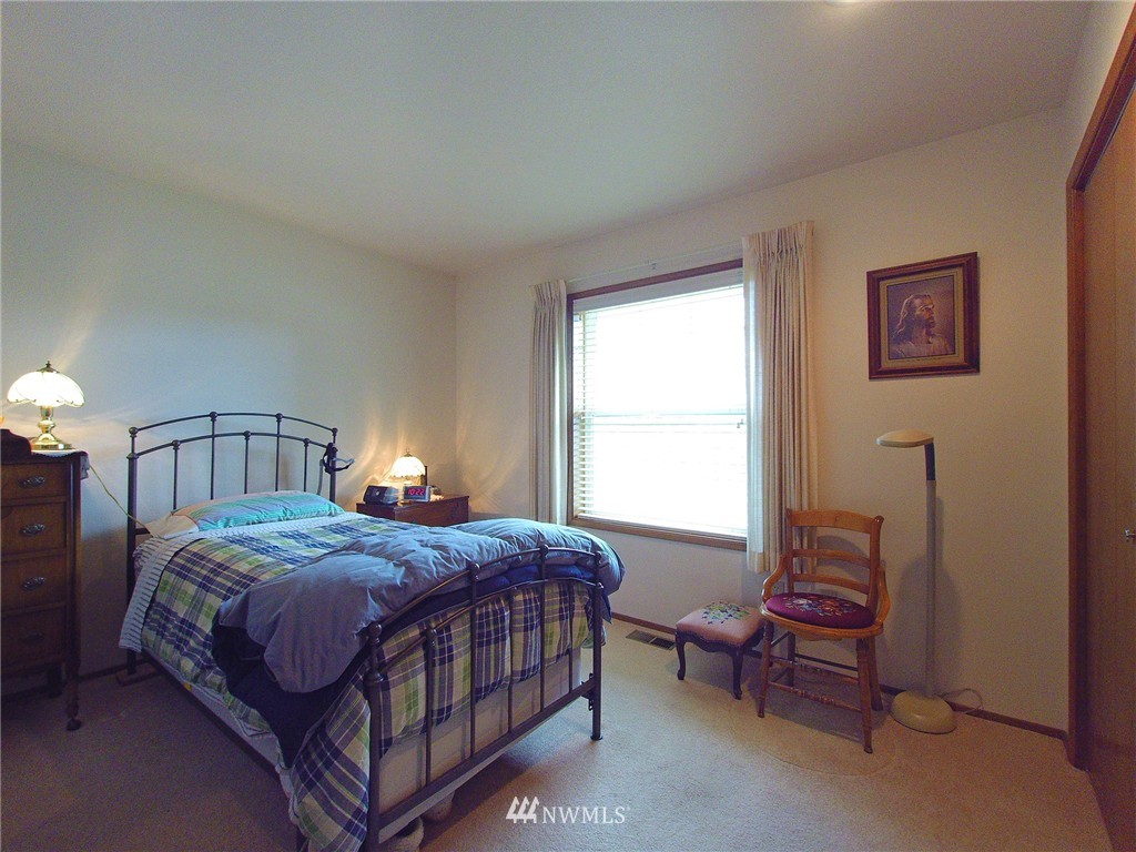 568 East Runnion Road Sequim, WA 98382 - Photo 12 of 25