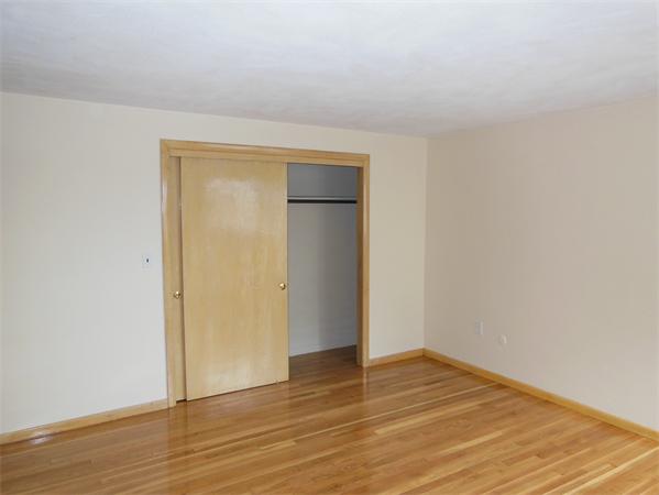 17 Oakcrest Road Lynn, MA 01904 - Photo 11 of 25 Gallery Image 11