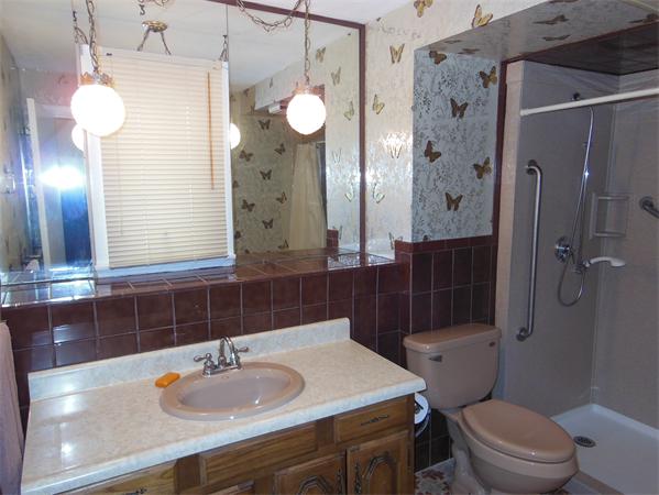 17 Oakcrest Road Lynn, MA 01904 - Photo 18 of 25 Gallery Image 18