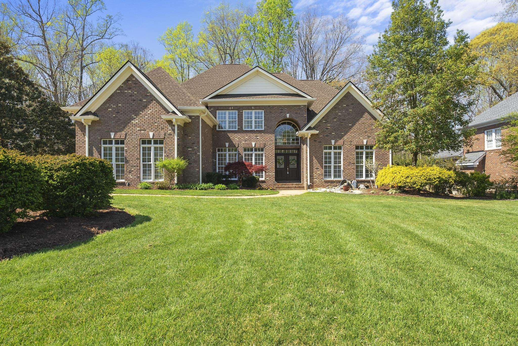 2512 Hunters Meadow Lane Raleigh, NC 27606 - Photo 5 of 86 Photo 5