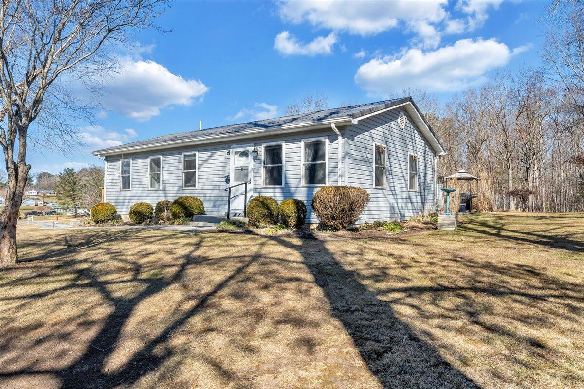 273 Anderson Estates Road Lewisburg, WV 24901 - Photo 6 of 64 Gallery Image 6