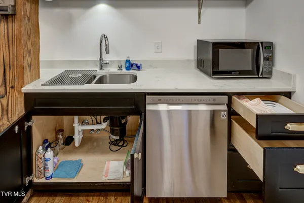 $1,850 | 201 8th Street, Unit 103, Bristol, TN 37620