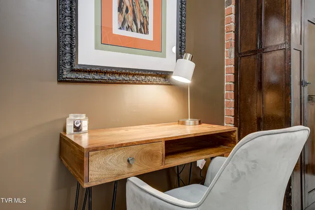 $1,850 | 201 8th Street, Unit 103, Bristol, TN 37620