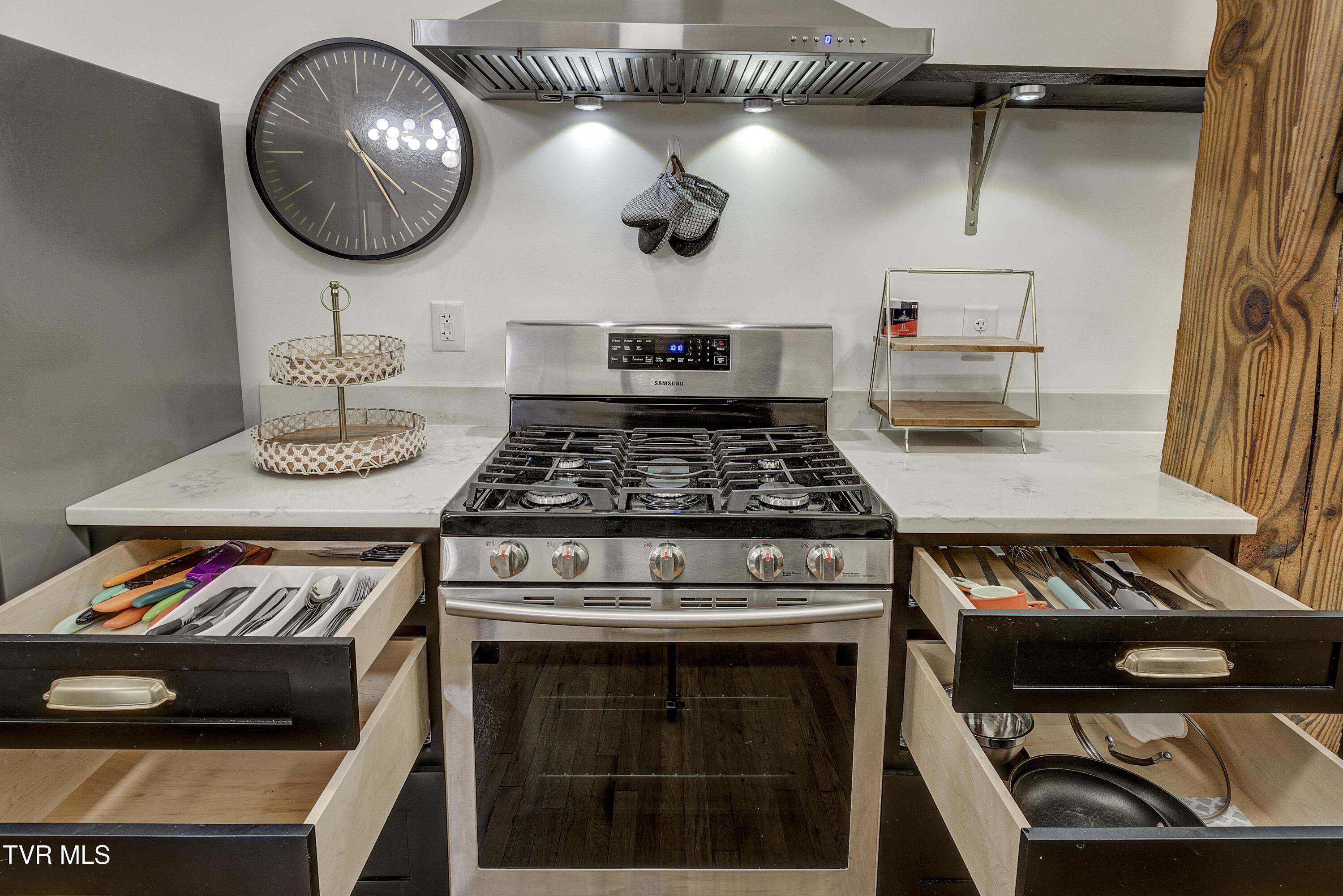 201 8th Street, Unit 103 Bristol, TN 37620 - Photo 10 of 35 Remington2-7