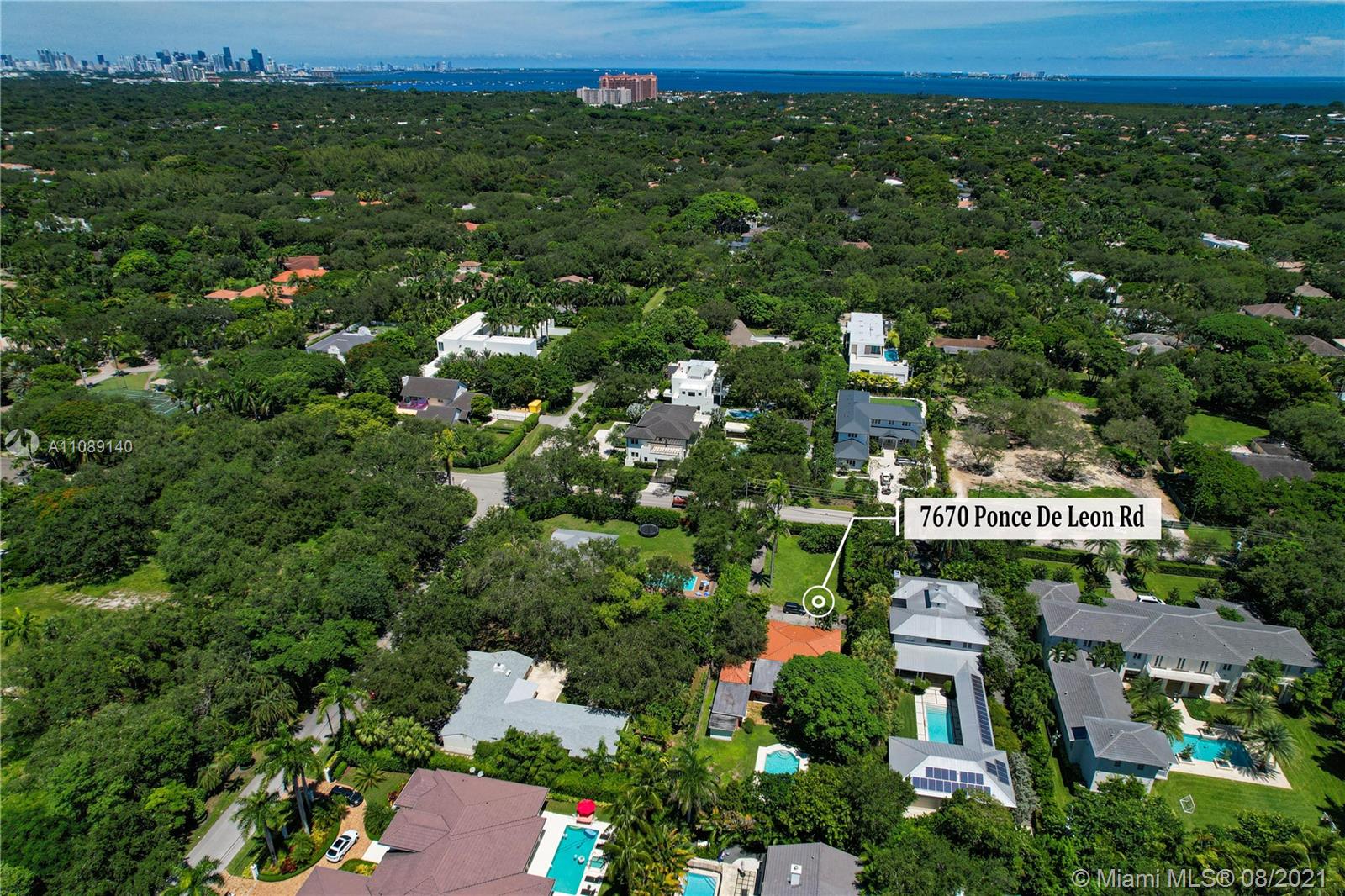 7670 Ponce De Leon Road Miami, FL 33143 - Photo 3 of 6 a view of a city