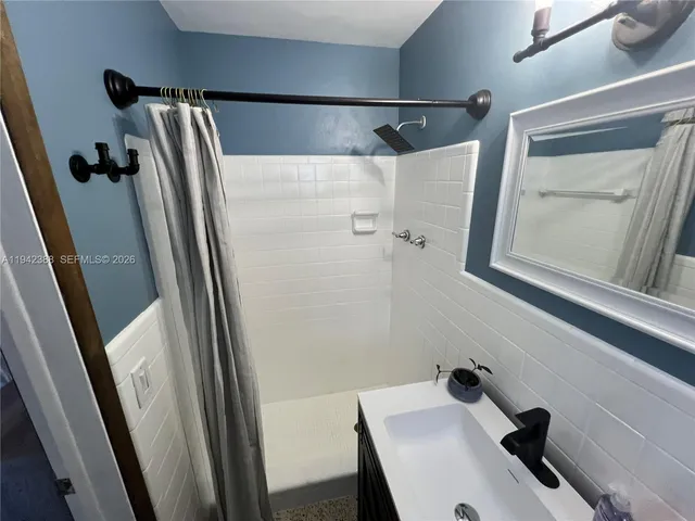 $3,850 | 8801 Southwest 42nd Street, Miami, FL 33165