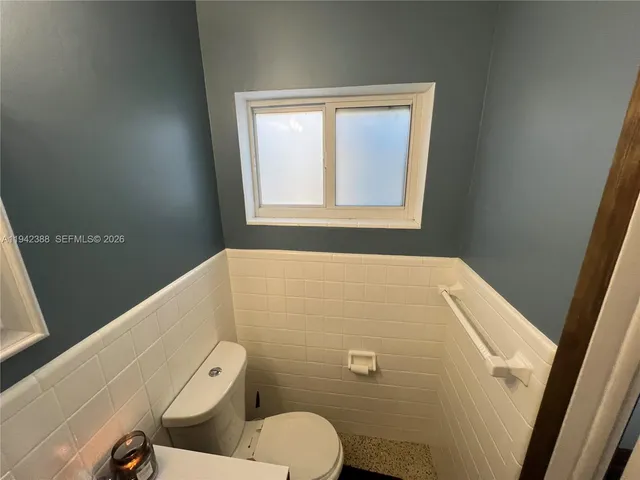 $3,850 | 8801 Southwest 42nd Street, Miami, FL 33165